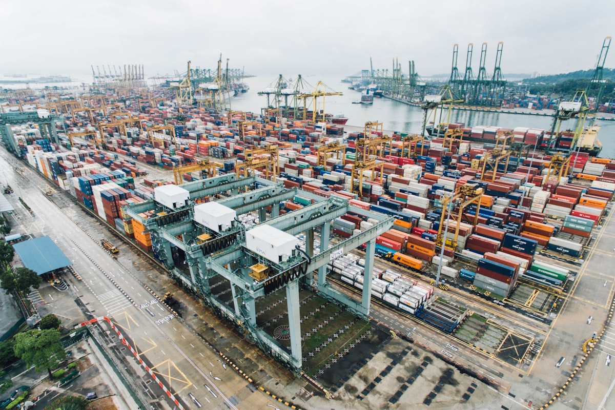 Containerterminal am Bosporus bei Istanbul